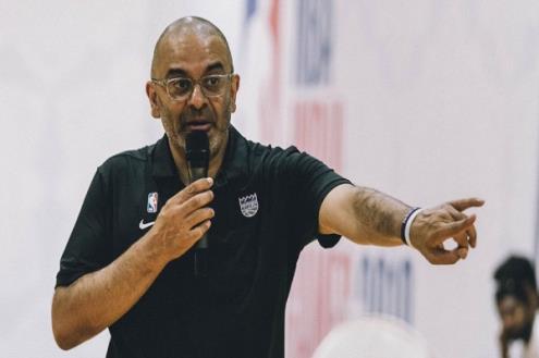 روي رانا يعلن رحيله عن منتخب مصر لكرة السلة